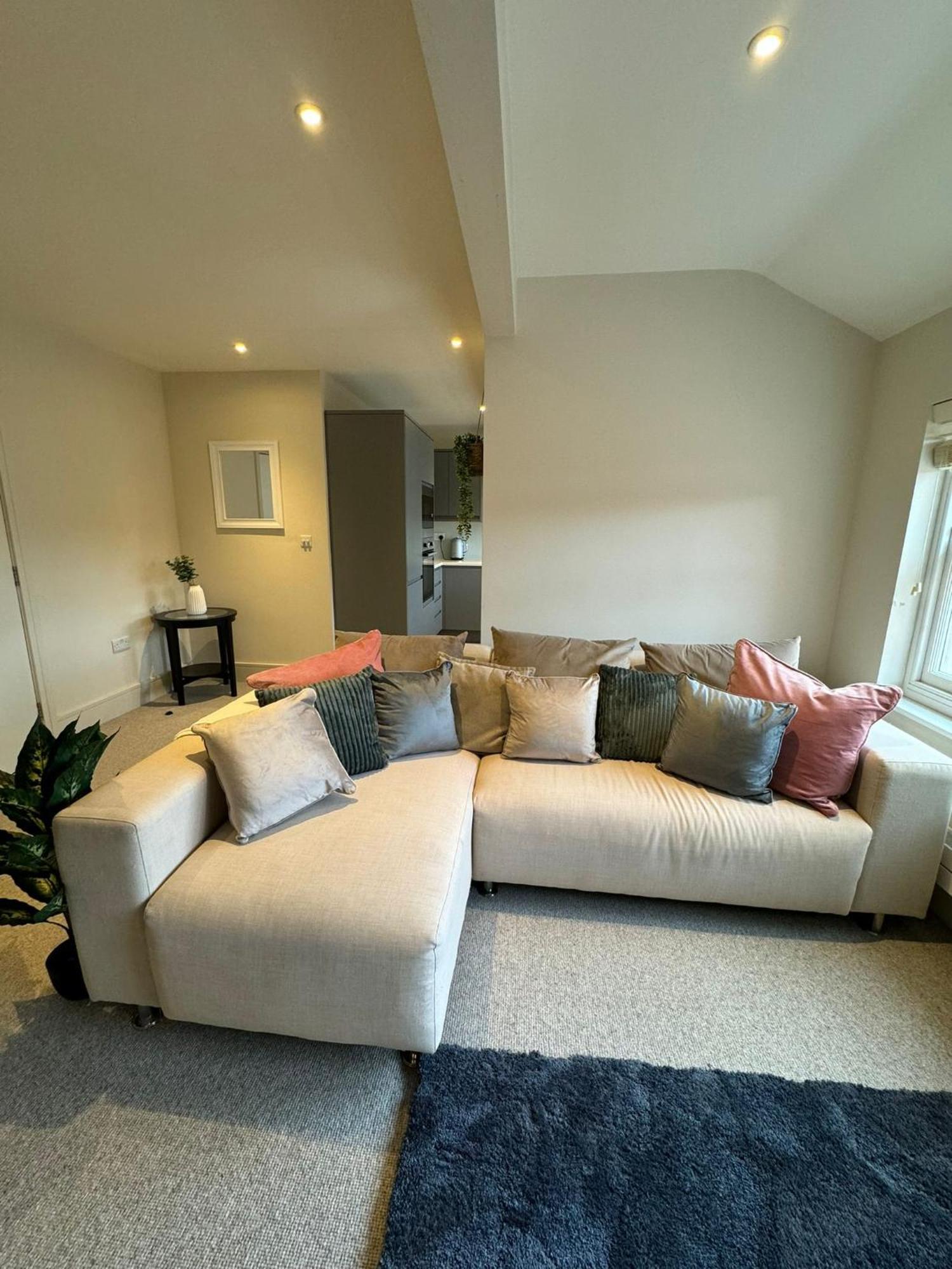 Апартаменты Osbourne House Pink 2 Bed, 2 And Half Bath Бирмингем Экстерьер фото