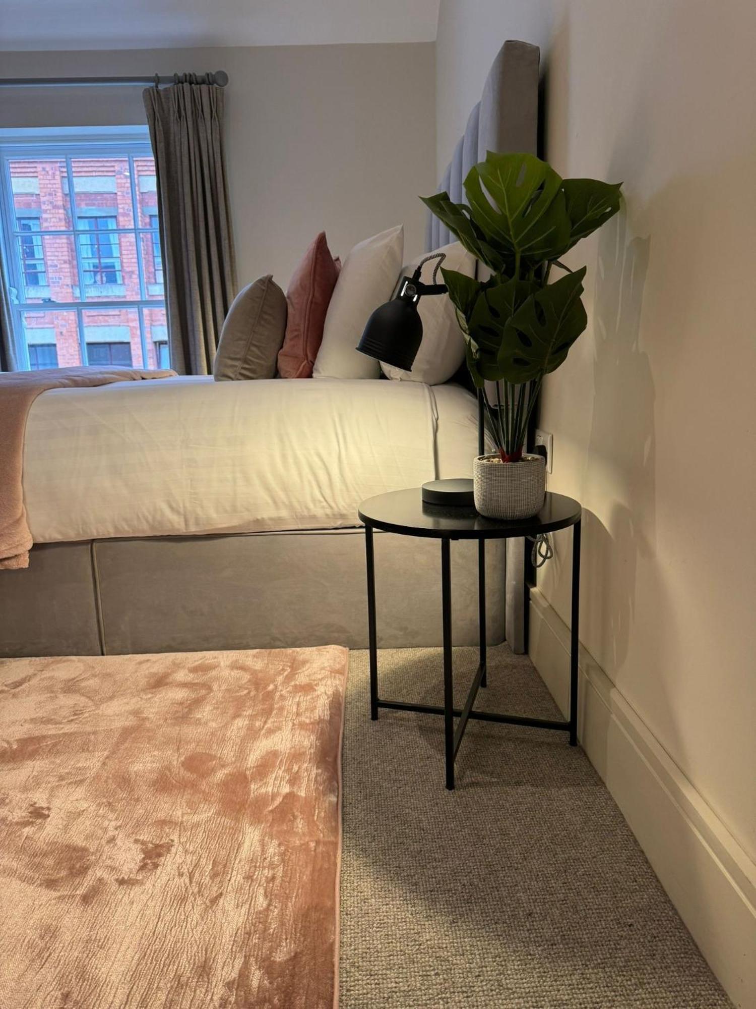 Апартаменты Osbourne House Pink 2 Bed, 2 And Half Bath Бирмингем Экстерьер фото